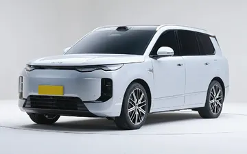 BYD Sea Lion 08 2026 года: как выбрать между гибридом и электромобилем
