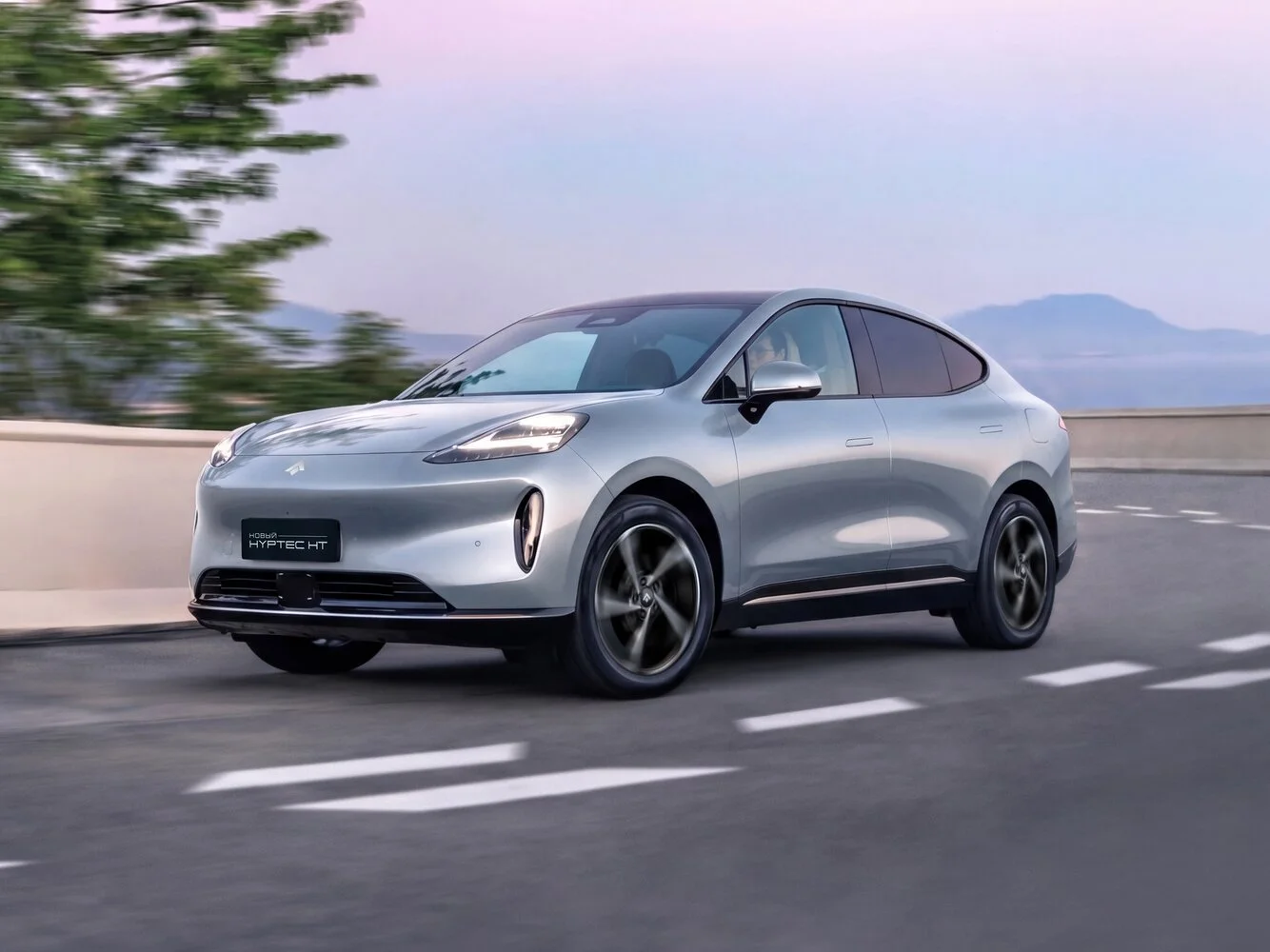 GAC Hyptec HT 2026 года: просторный электрический кроссовер с запасом хода 510 км