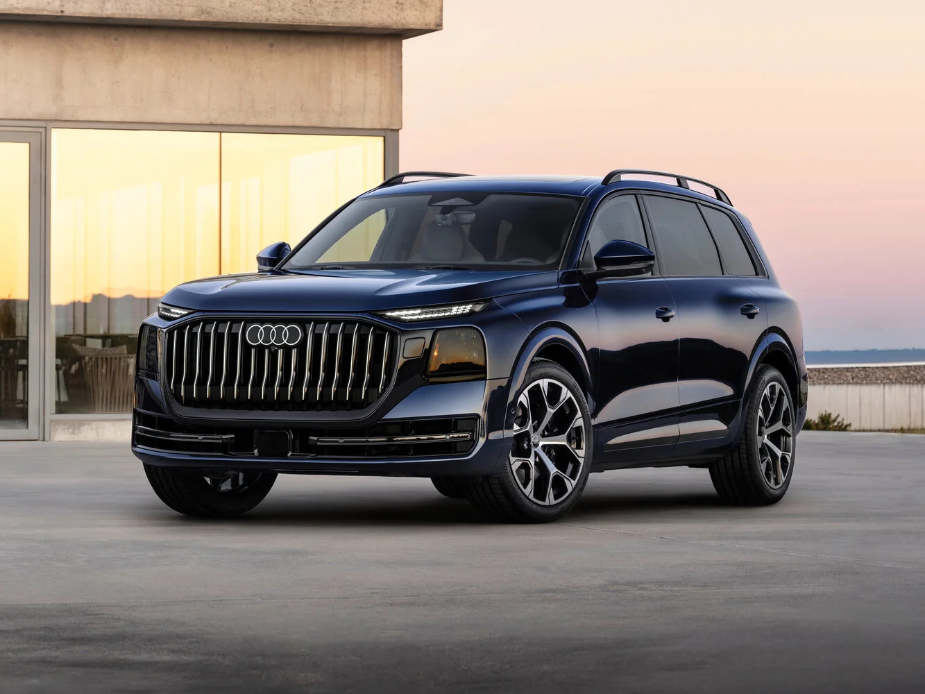Audi Q9 2026 года: какой двигатель выбрать — бензин или дизель?