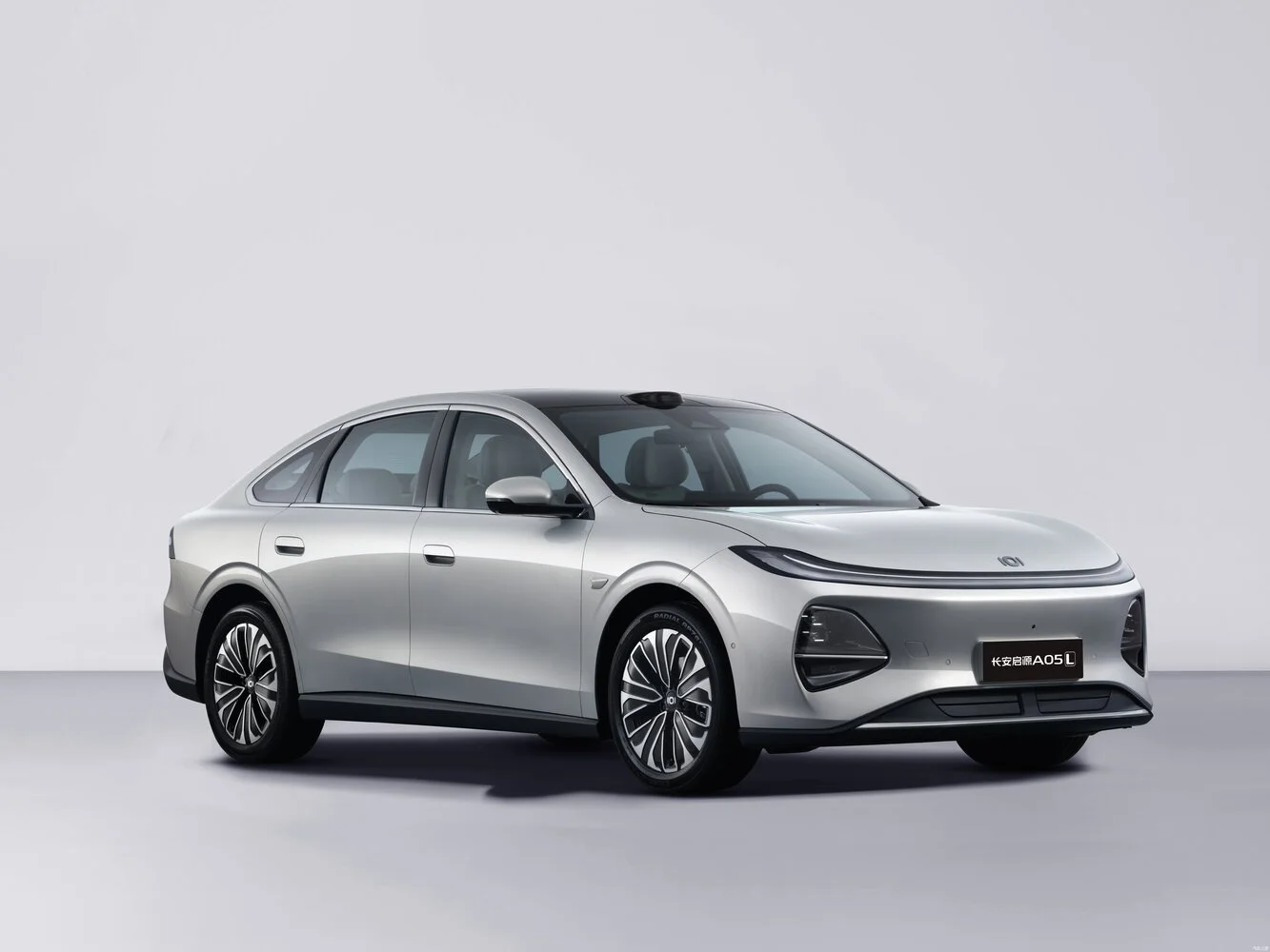 Changan Qiyuan A05L 2026 года: какой электромотор выбрать — 163 или 272 л.с.?