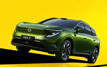 Nissan NX7 2026 года: гибридный кроссовер с запасом хода 225 км и задним приводом