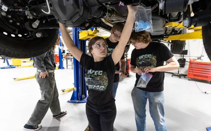 Ford и Washtenaw Community College построят студенческий Bronco для SEMA 2026