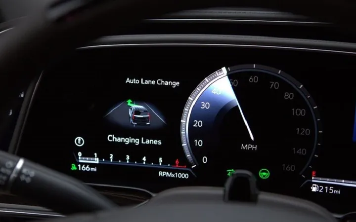 General Motors представила систему Ultra Cruise с hands-free режимом для 95% дорог