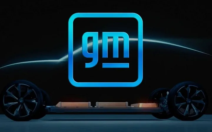 General Motors впервые за 57 лет сменил логотип