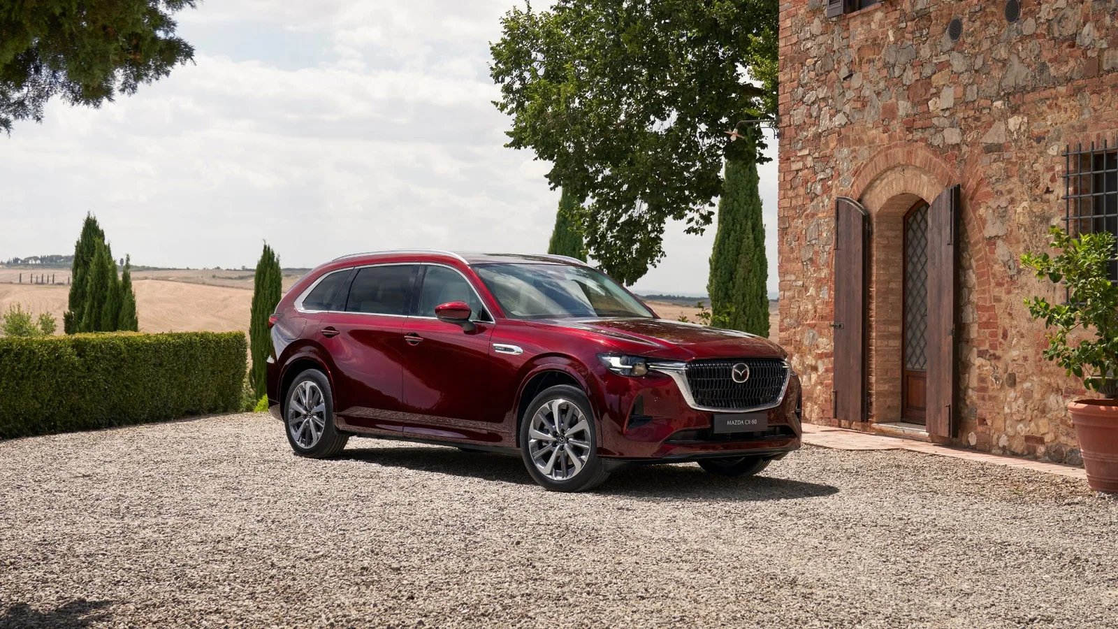 Mazda представила новый трёхрядный кроссовер CX-80