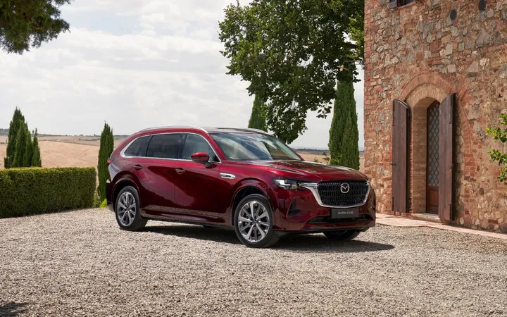 Mazda представила новый трёхрядный кроссовер CX-80