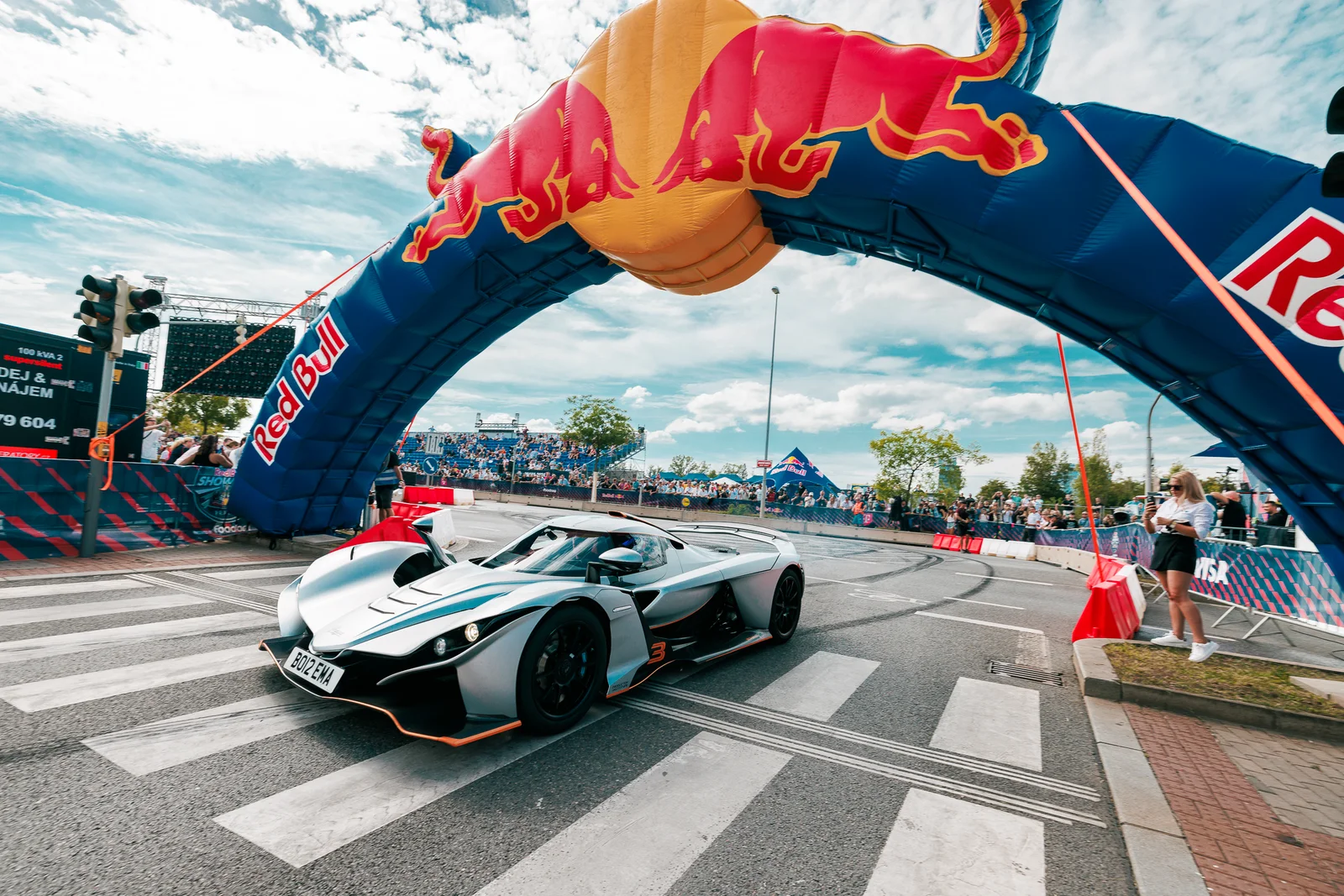 Praga Bohema выступила на Red Bull Showrun 2024 в Праге