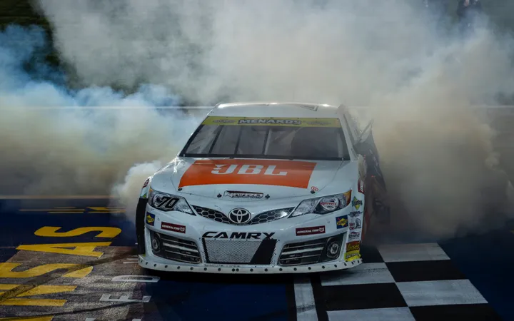 Томас Аннунциата выиграл первый титул ARCA Menards Series за рулём Toyota Camry