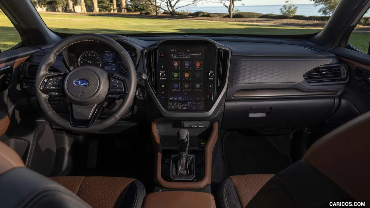 Subaru Forester · VI — салон
