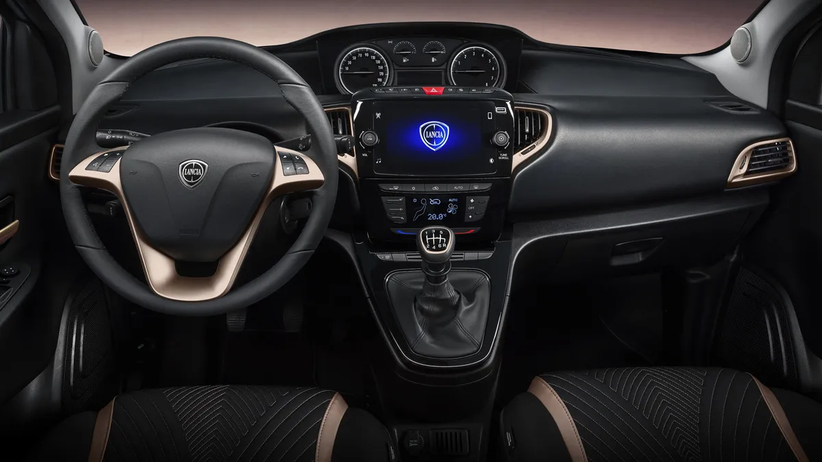 Lancia Ypsilon · IV (Type L21) — фото автомобиля