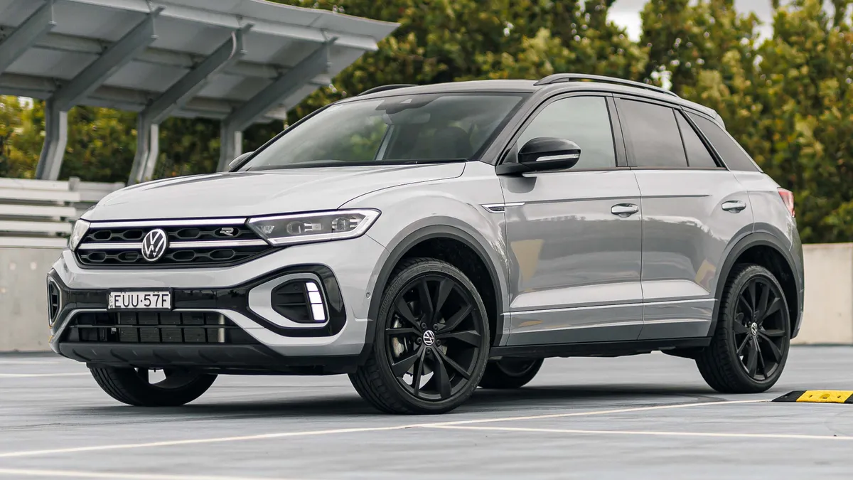 Volkswagen T-Roc · II — фото автомобиля