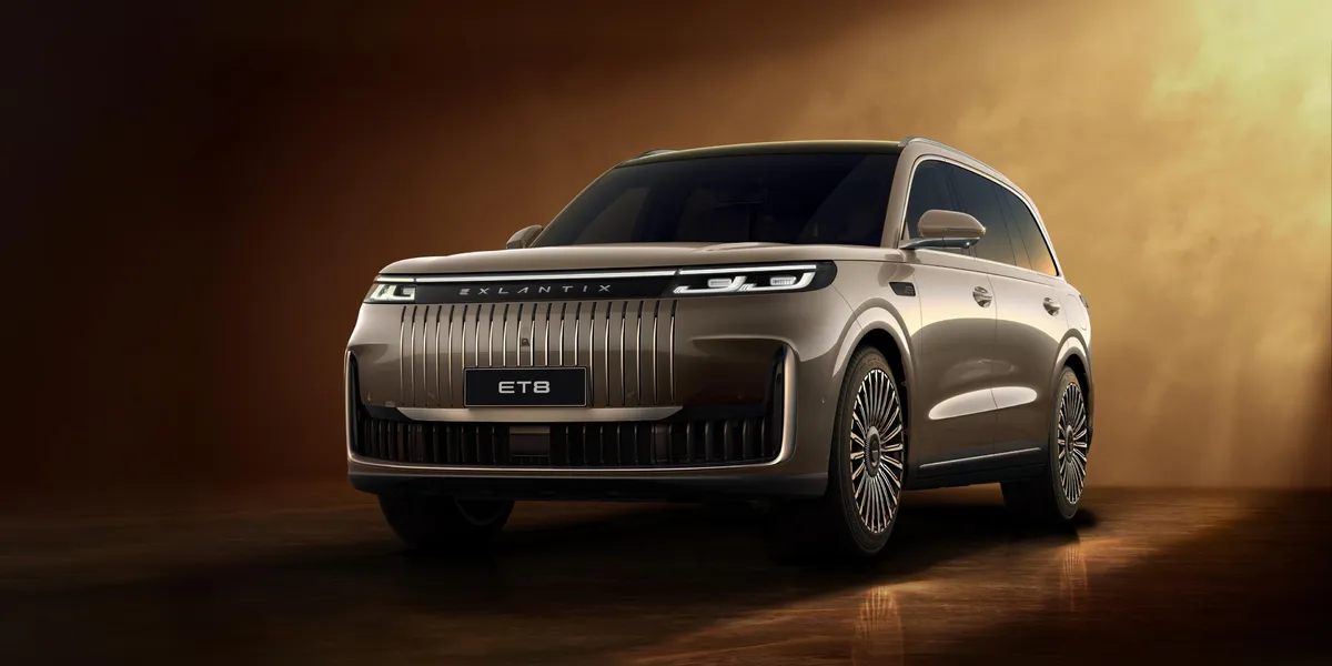 Esteo Exlantix ET8 · 2026 — салон