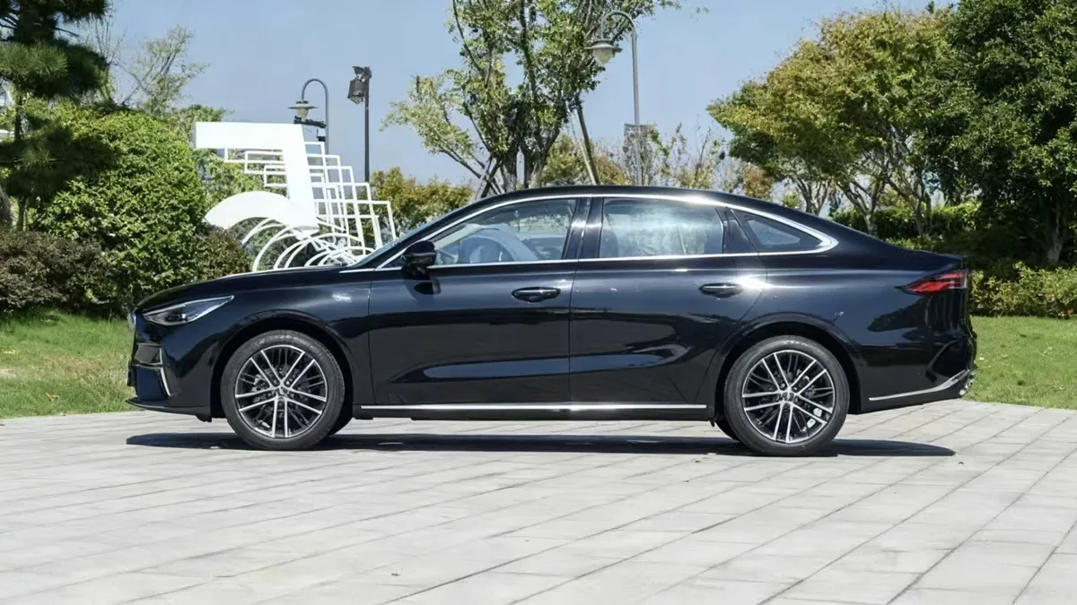 Geely Emgrand · III — фото автомобиля