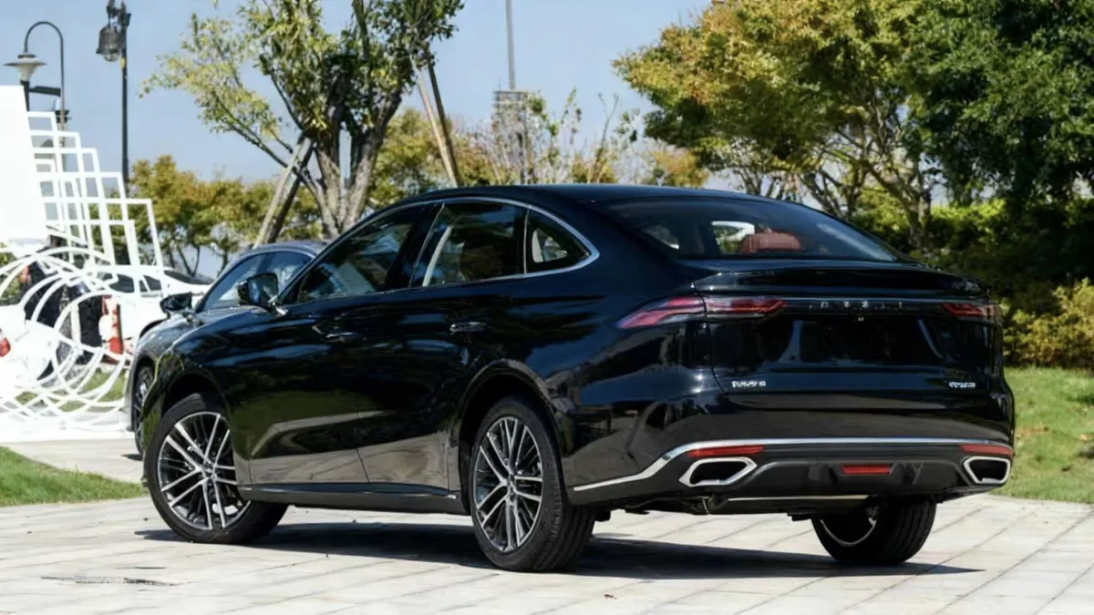 Geely Emgrand · III — фото автомобиля