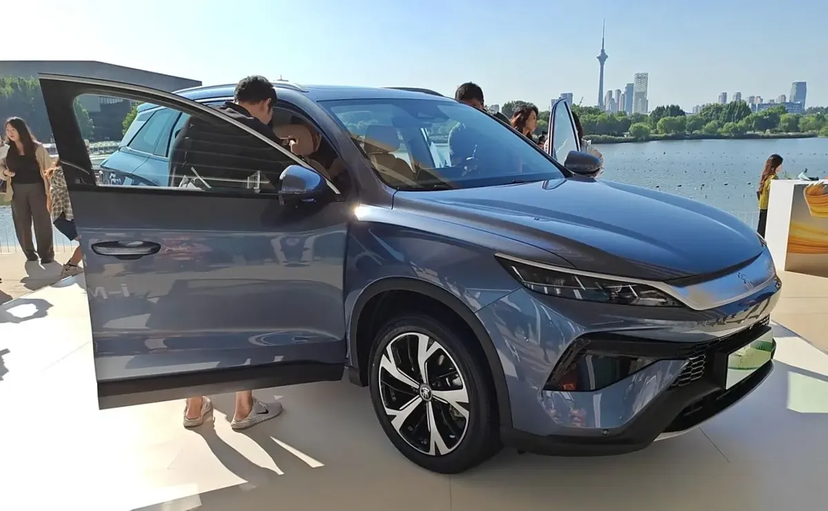 BYD Song Pro · I Рестайлинг 3 — фото автомобиля