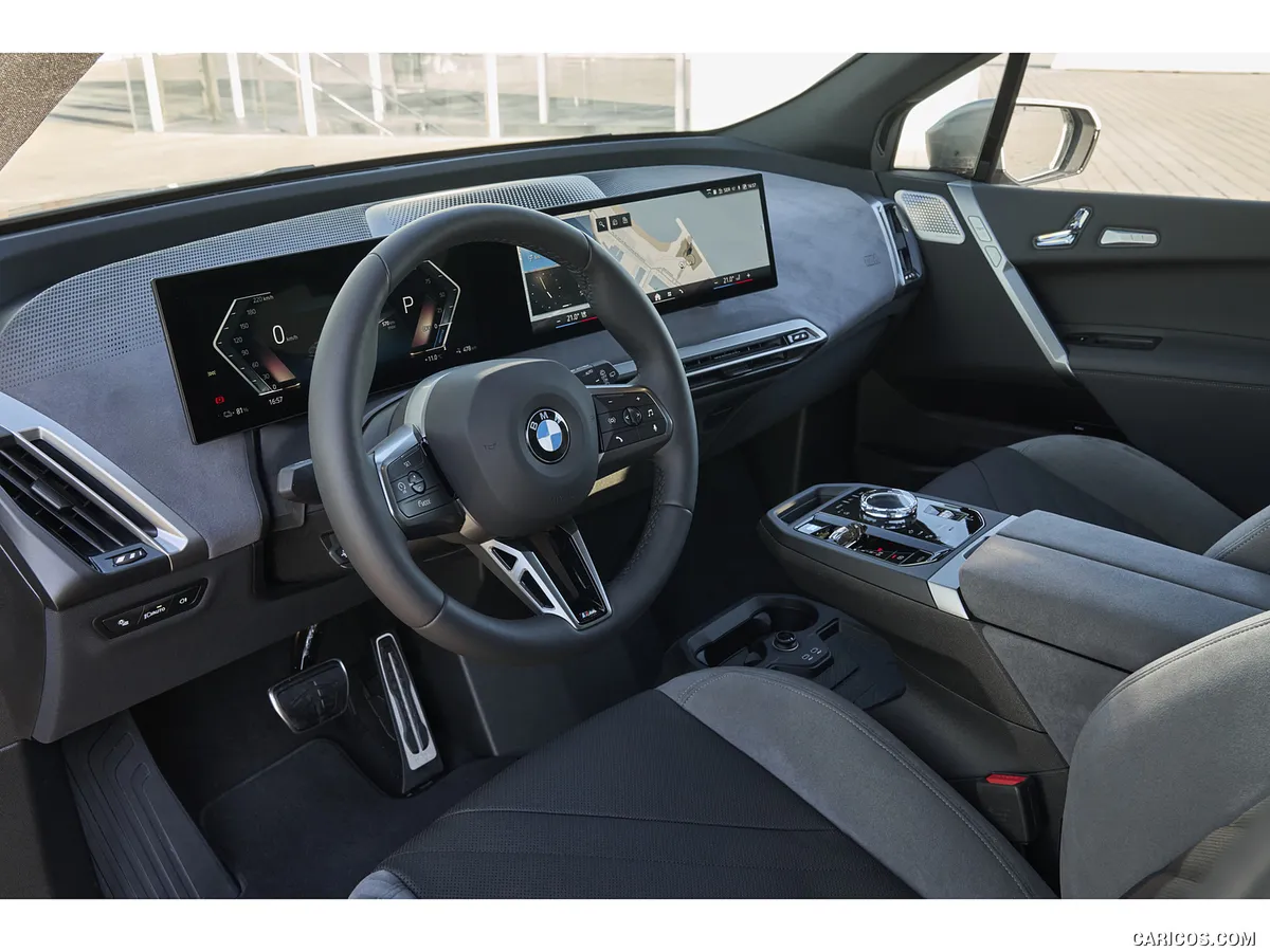 BMW iX · I (I20) Рестайлинг — фото автомобиля