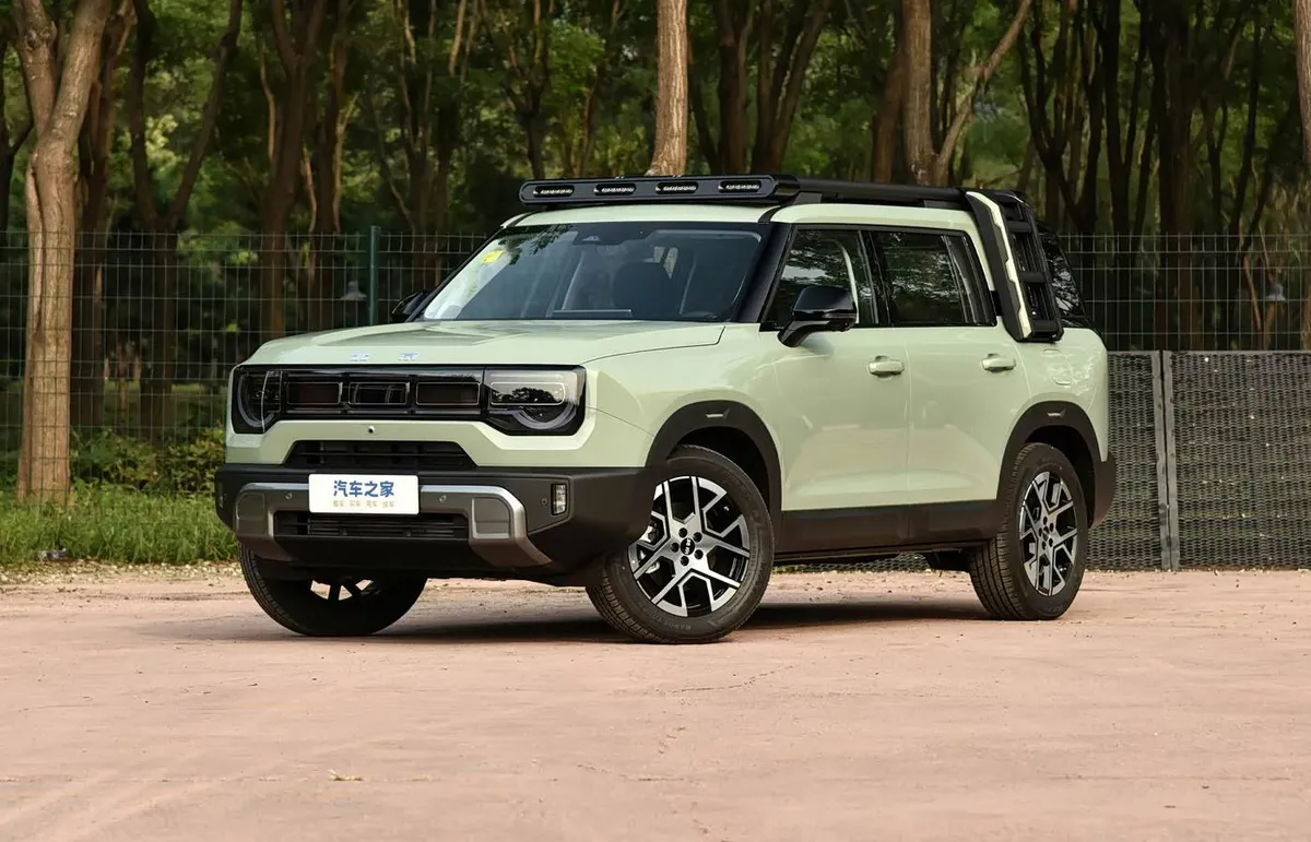 BAIC BJ30 · II — фото автомобиля