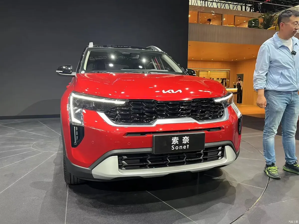 Kia Sonet · I Рестайлинг — фото автомобиля
