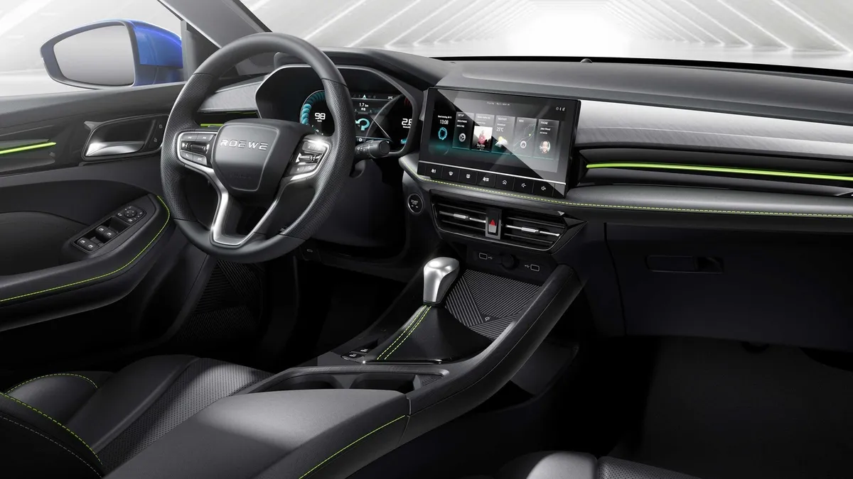 Roewe i5 · I Рестайлинг 2 — фото автомобиля