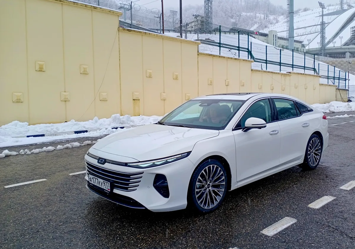 FAW Bestune B70 · I Рестайлинг — фото автомобиля