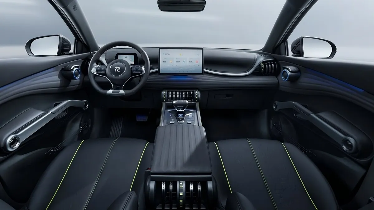 BYD Yuan Plus · I Рестайлинг — фото автомобиля