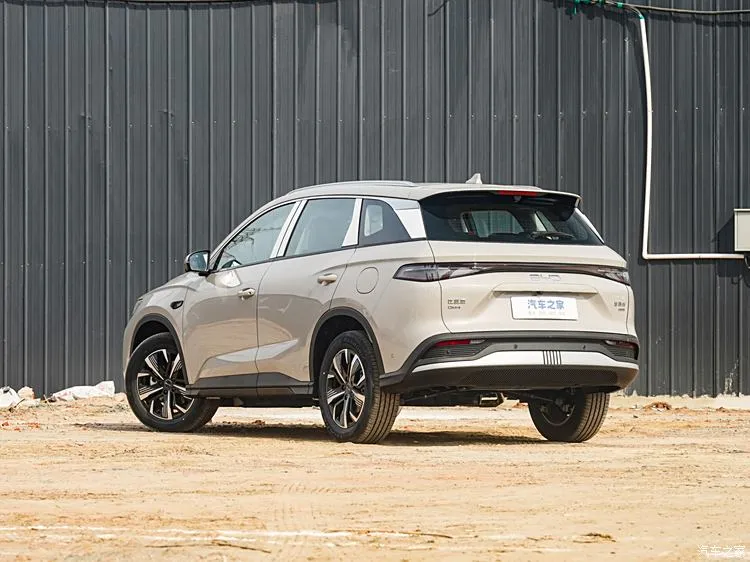 BYD Sea Lion 05 · I Рестайлинг — фото автомобиля