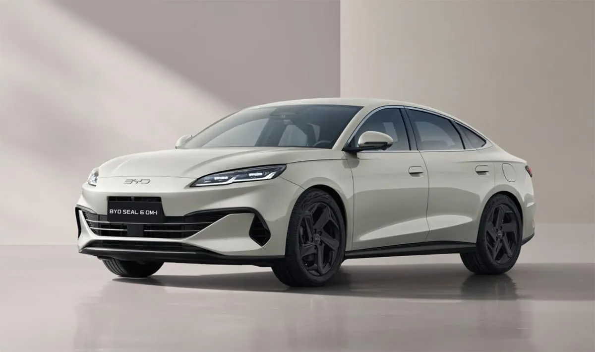 BYD Seal 06 · I — фото автомобиля