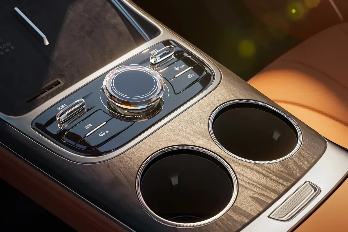 Geely Galaxy M7 · 2026 — фото автомобиля