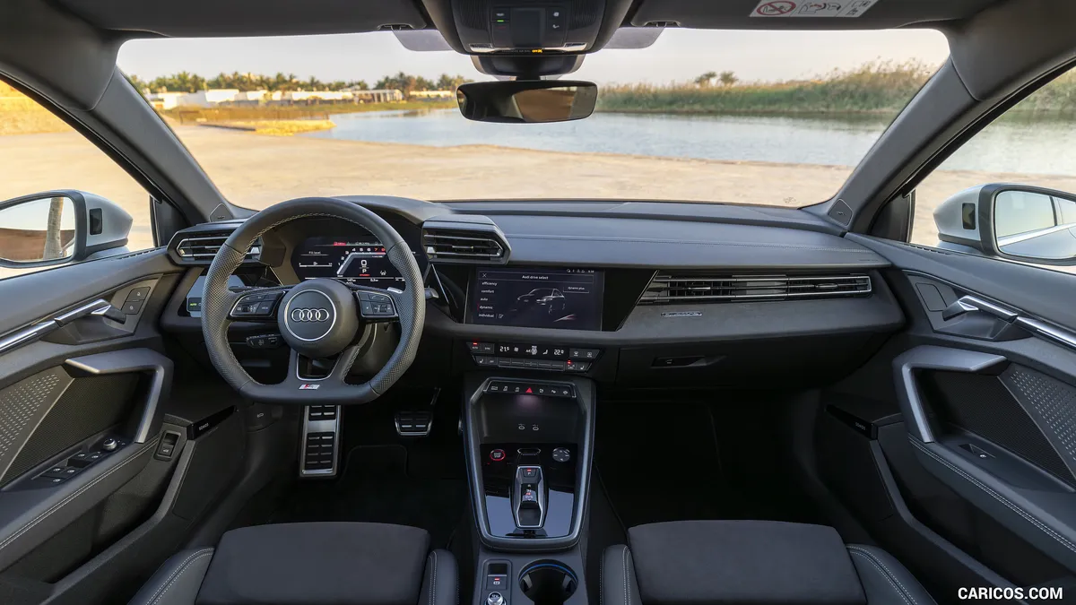 Audi S3 · IV (8Y) Рестайлинг — салон