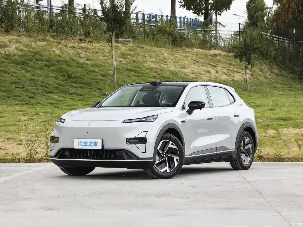 Changan Deepal S05 · I Рестайлинг — фото автомобиля