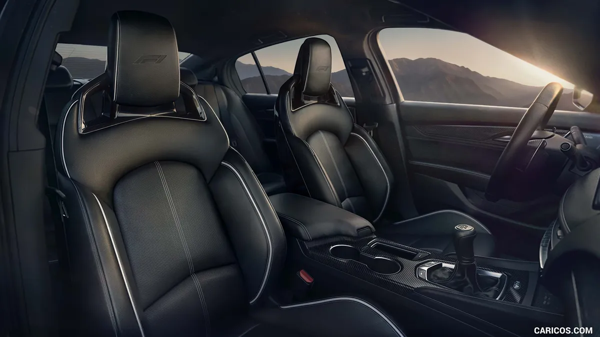 Cadillac CT5-V · I Рестайлинг — салон