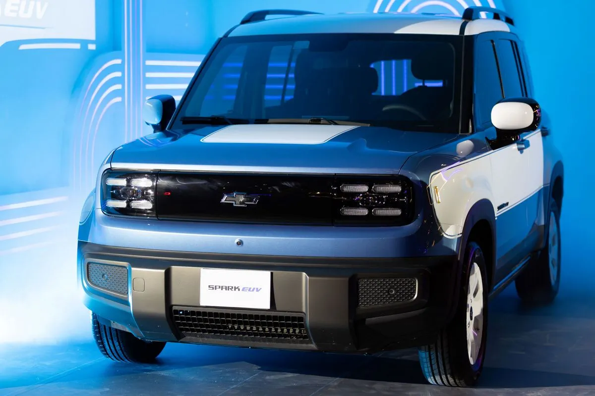 Chevrolet Spark EUV · 2025–2026 — фото автомобиля