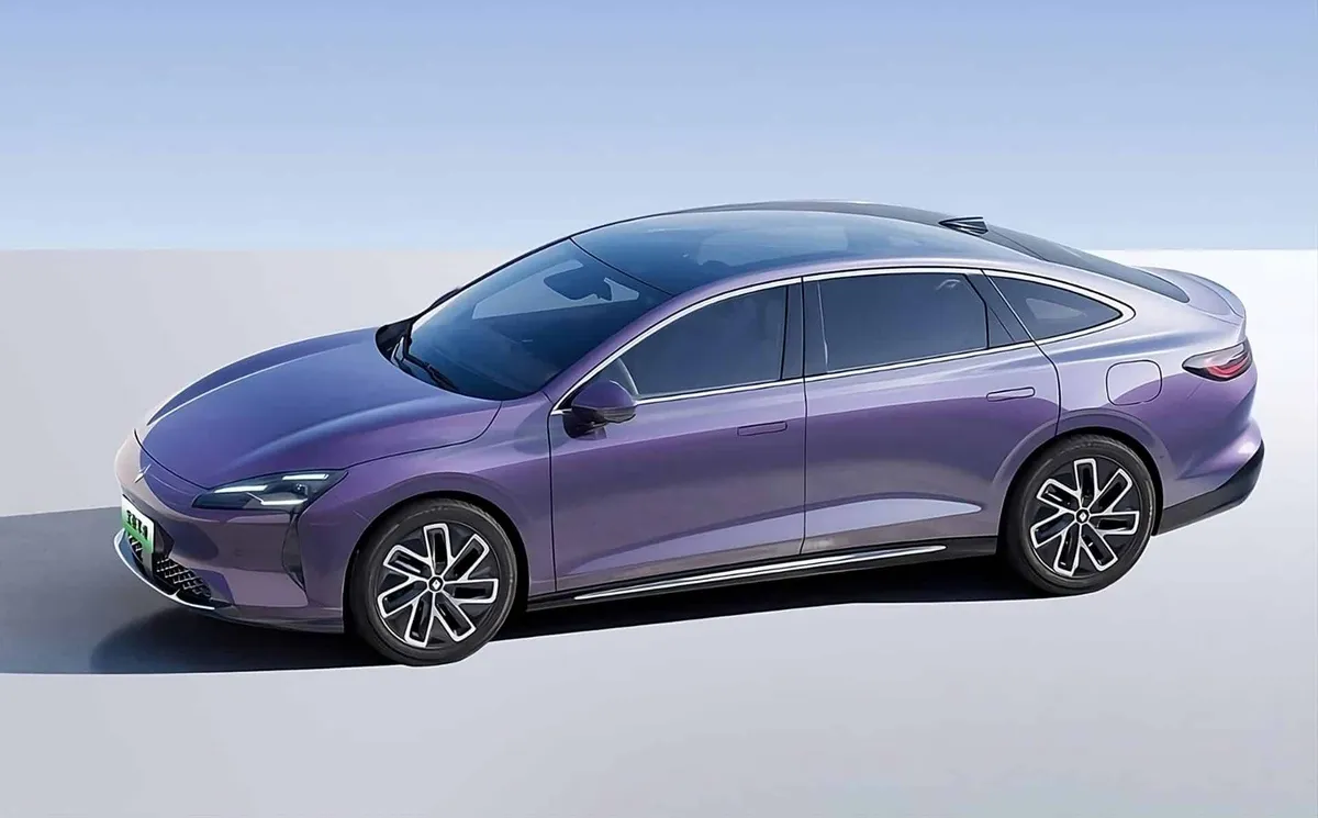Baojun Xiangjing · 2025–2026 — фото автомобиля