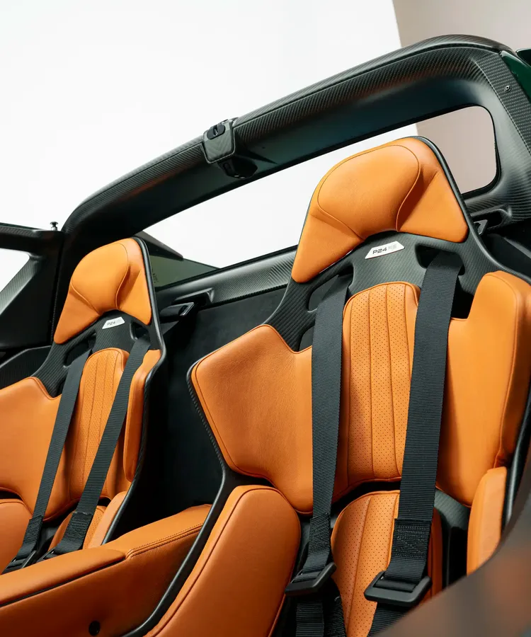 Donkervoort P24 RS · 2026 — салон