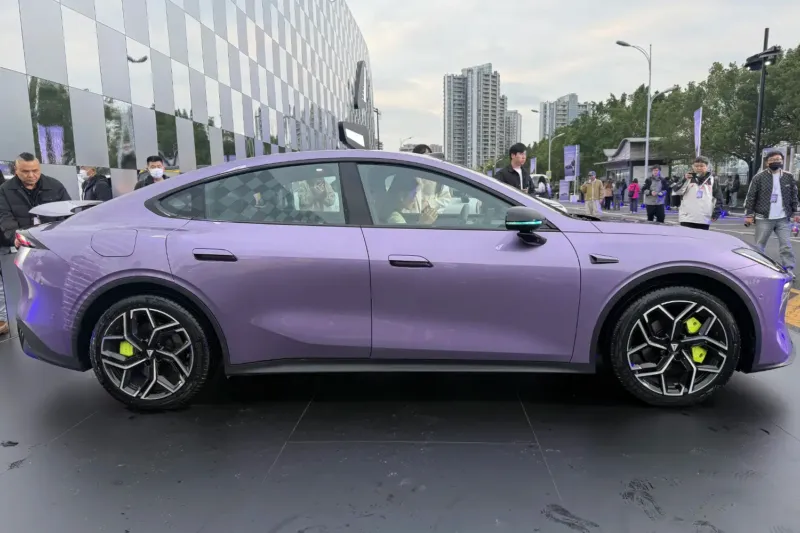Changan Deepal L06 · 2025–2026 — фото автомобиля