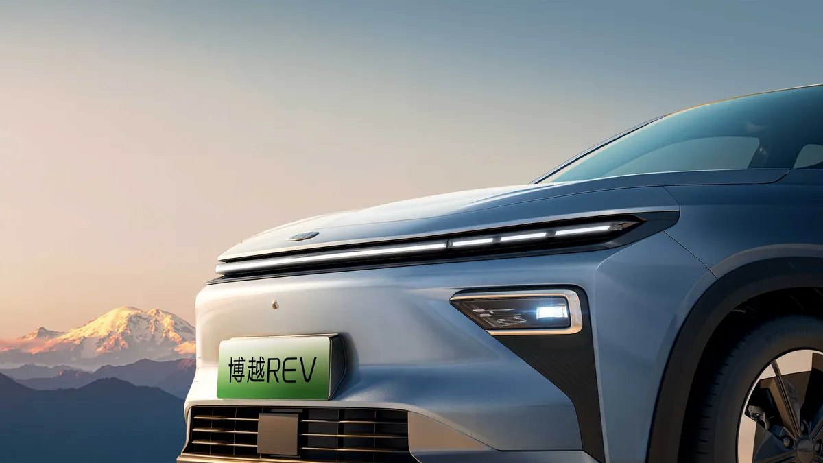 Geely Boyue REV · 2026 — фото автомобиля