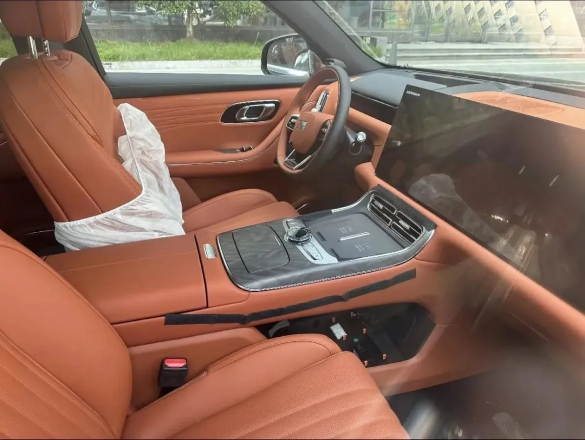 Geely Galaxy M9 · 2025–2026 — фото автомобиля