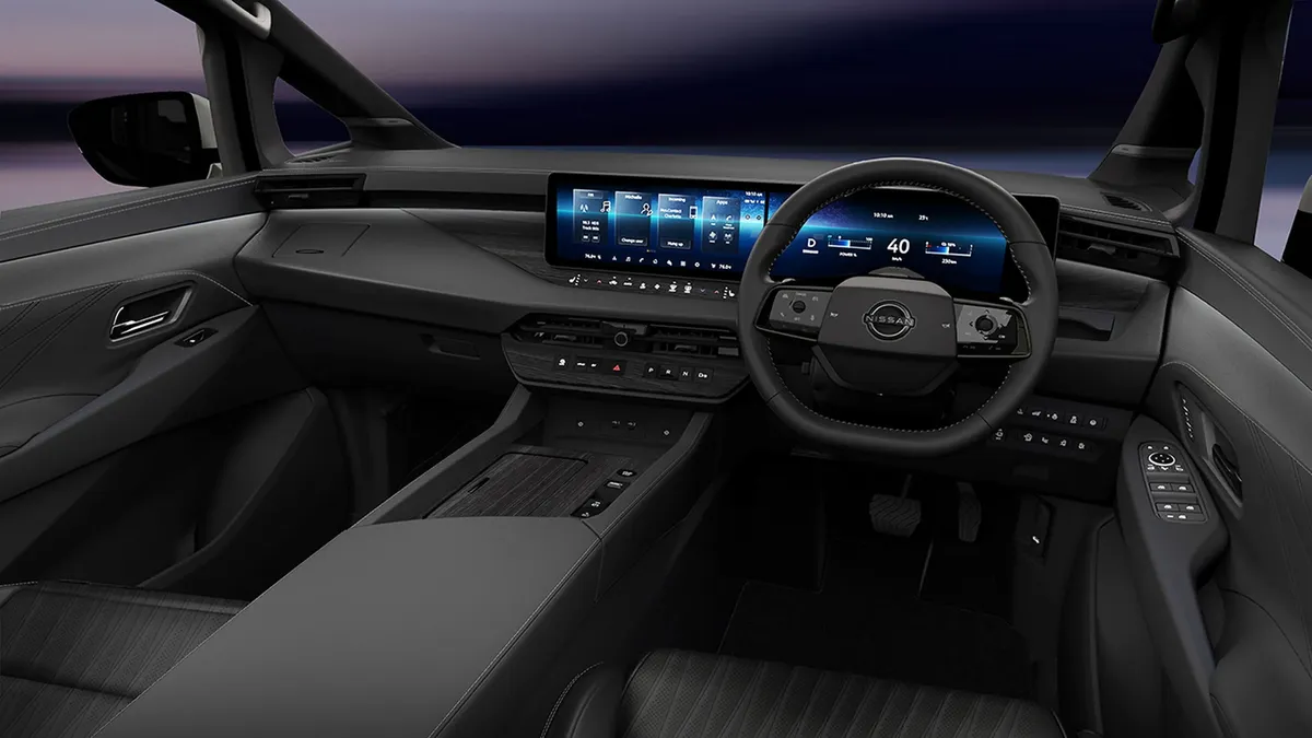 Nissan Elgrand · IV (E53) — фото автомобиля