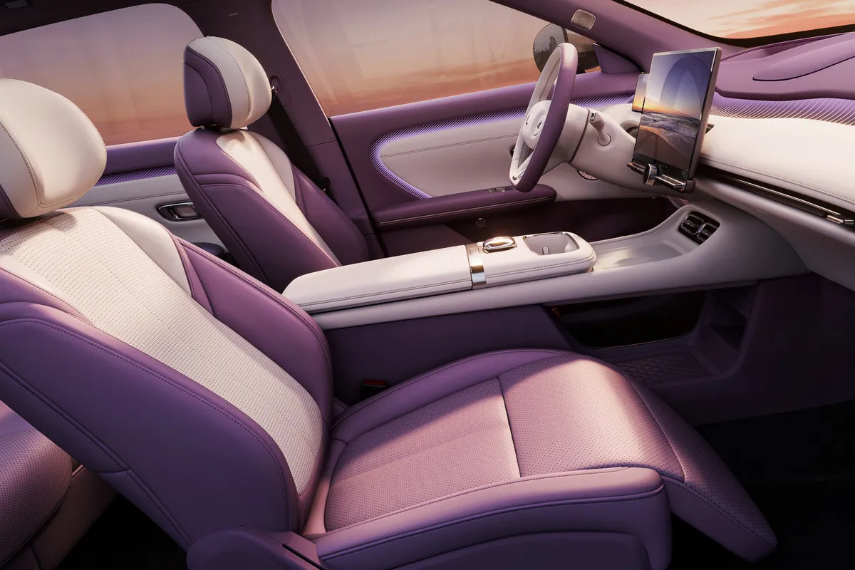 Changan Qiyuan Q06 · 2026 — фото автомобиля