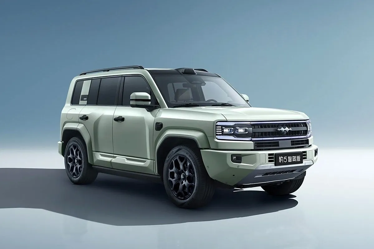BYD FangChengBao Leopard 5 · I Рестайлинг — фото автомобиля