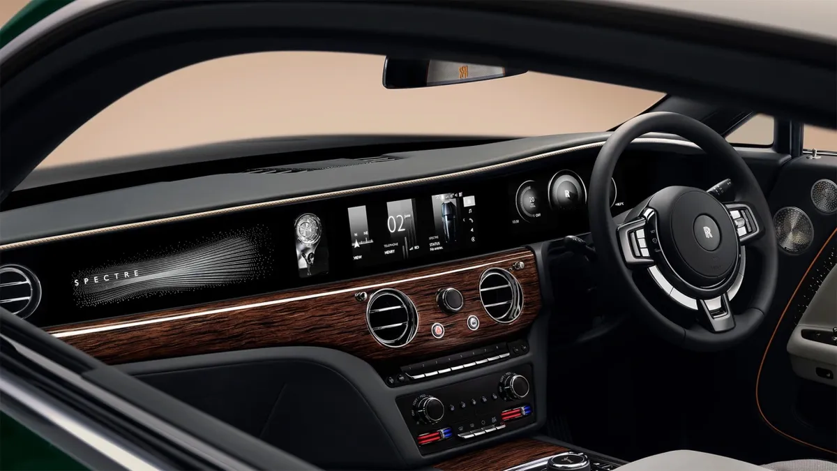 Rolls-Royce Spectre · I Рестайлинг (Series II) — фото автомобиля