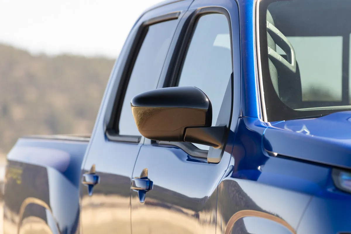 Nissan Frontier · III Рестайлинг — фото автомобиля