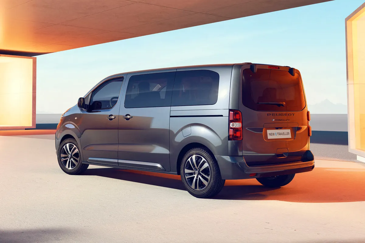 Peugeot Traveller · I Рестайлинг — фото автомобиля