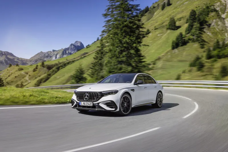 Mercedes-Benz E-Класс AMG · VI (W214) — фото автомобиля