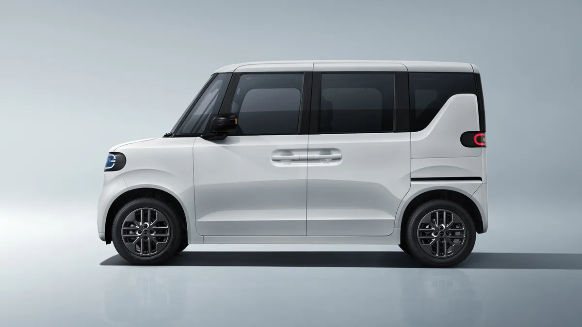 BYD Racco · 2026 — салон