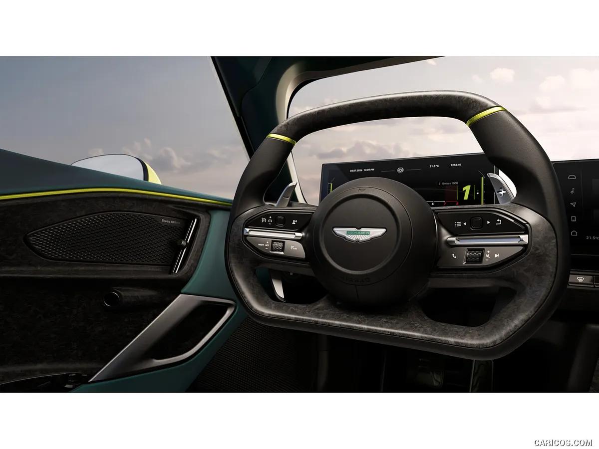 Aston Martin Valhalla · 2025–2026 — фото автомобиля