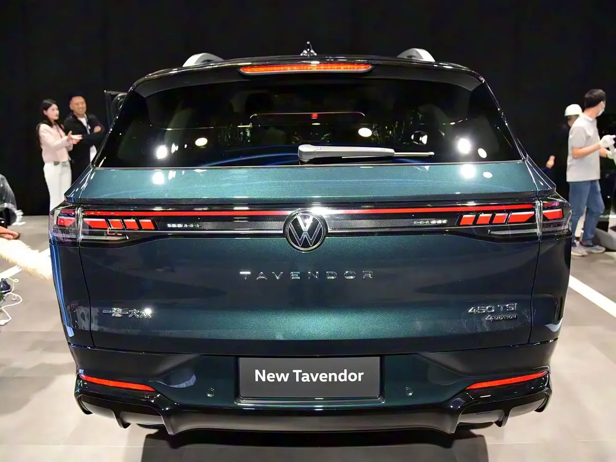 Volkswagen Tavendor · I Рестайлинг — фото автомобиля
