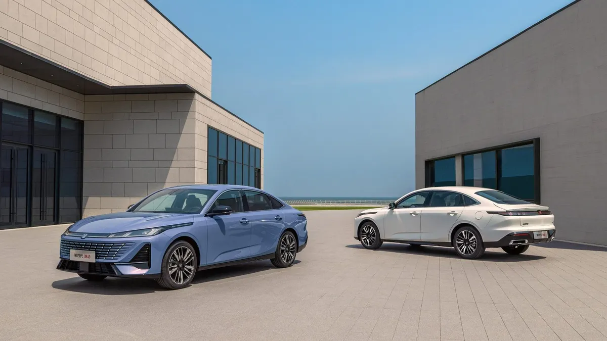Changan Eado · III Рестайлинг — фото автомобиля