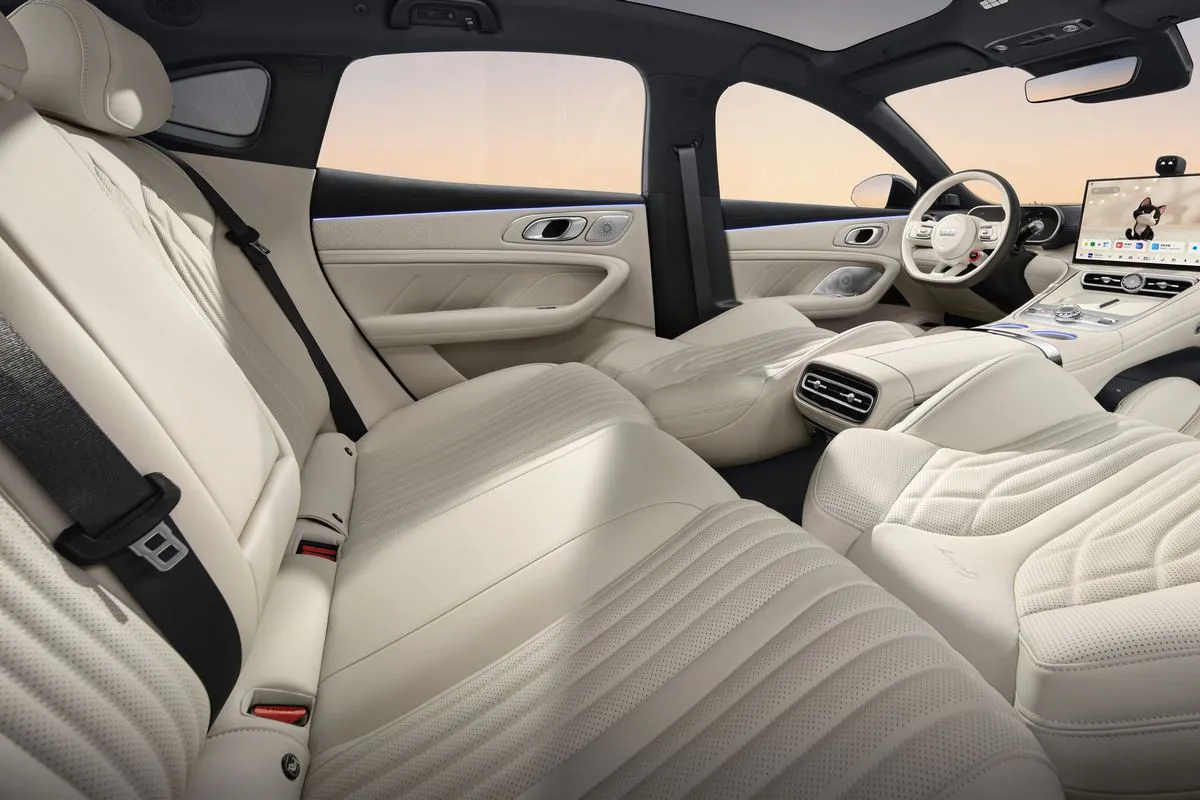 Geely Galaxy TT · 2026 — фото автомобиля