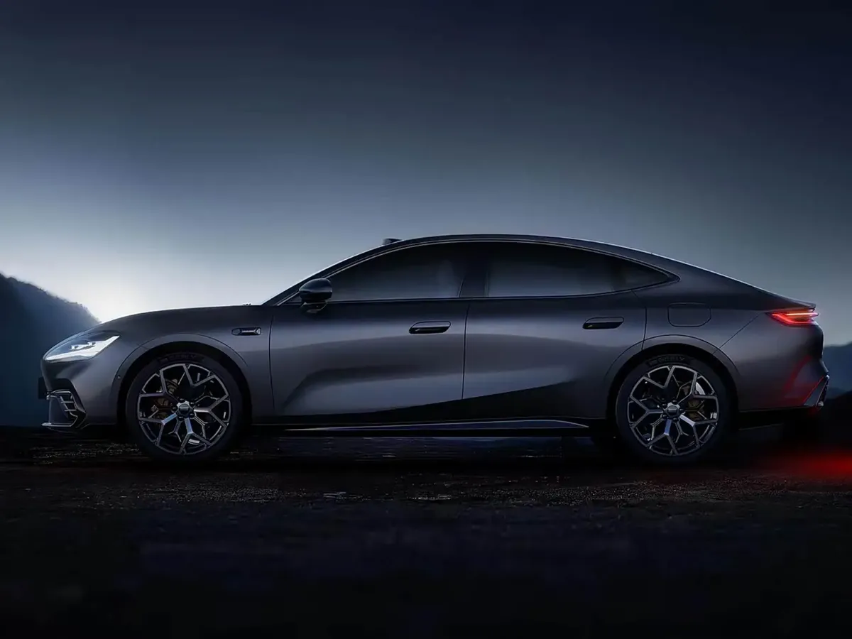 Geely Galaxy TT · 2026 — фото автомобиля